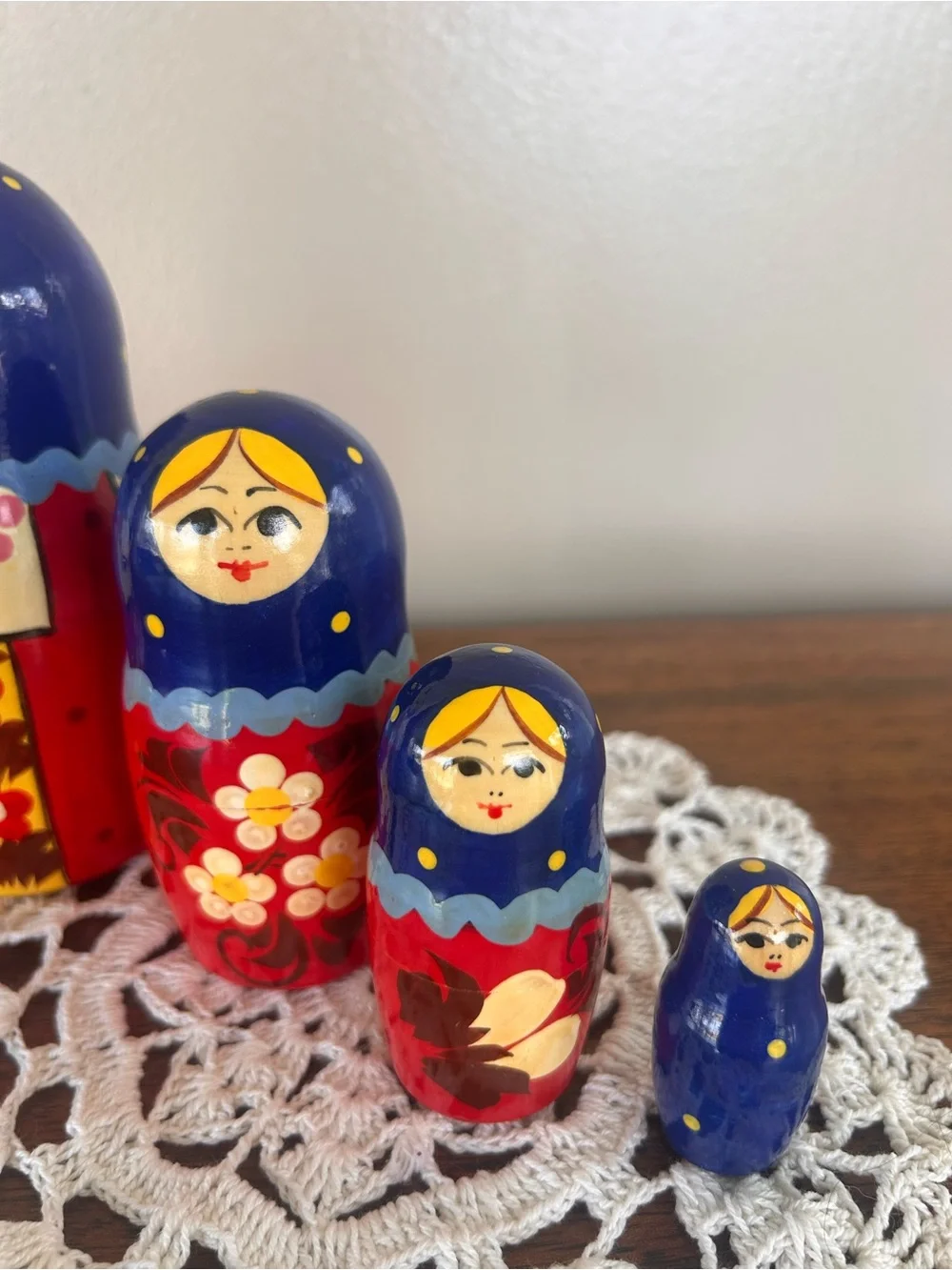 Hand-Painted Red & Blue Russian Nesting Dolls – Set of 4
